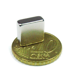 Blockmagnet 10.0 x 10.0 x 4.0 mm N48 nickel - holds 2.8 kg