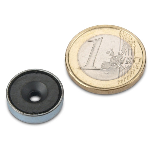 Ferrite pot magnet Ø 16.0 x 4.5 mm with countersink, holds 1.8 kg