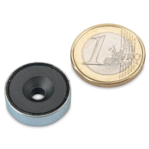 Ferrite pot magnet Ø 20.0 x 6.0 mm with countersink, holds 2.7 kg