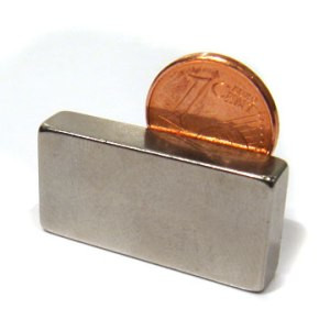 Blockmagnet 30.0 x 15.0 x 6.0 mm N42SH nickel - holds 10 kg